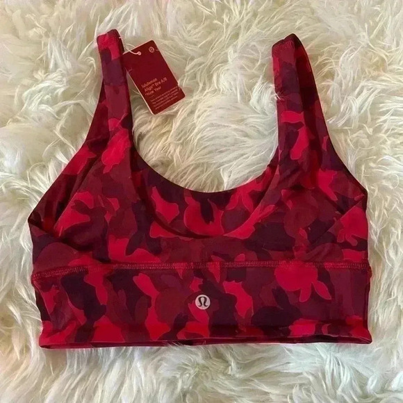 Lululemon New Year lululemon Align™ Bra Light Support size 4 Red Rabbit - Picture 3 of 6